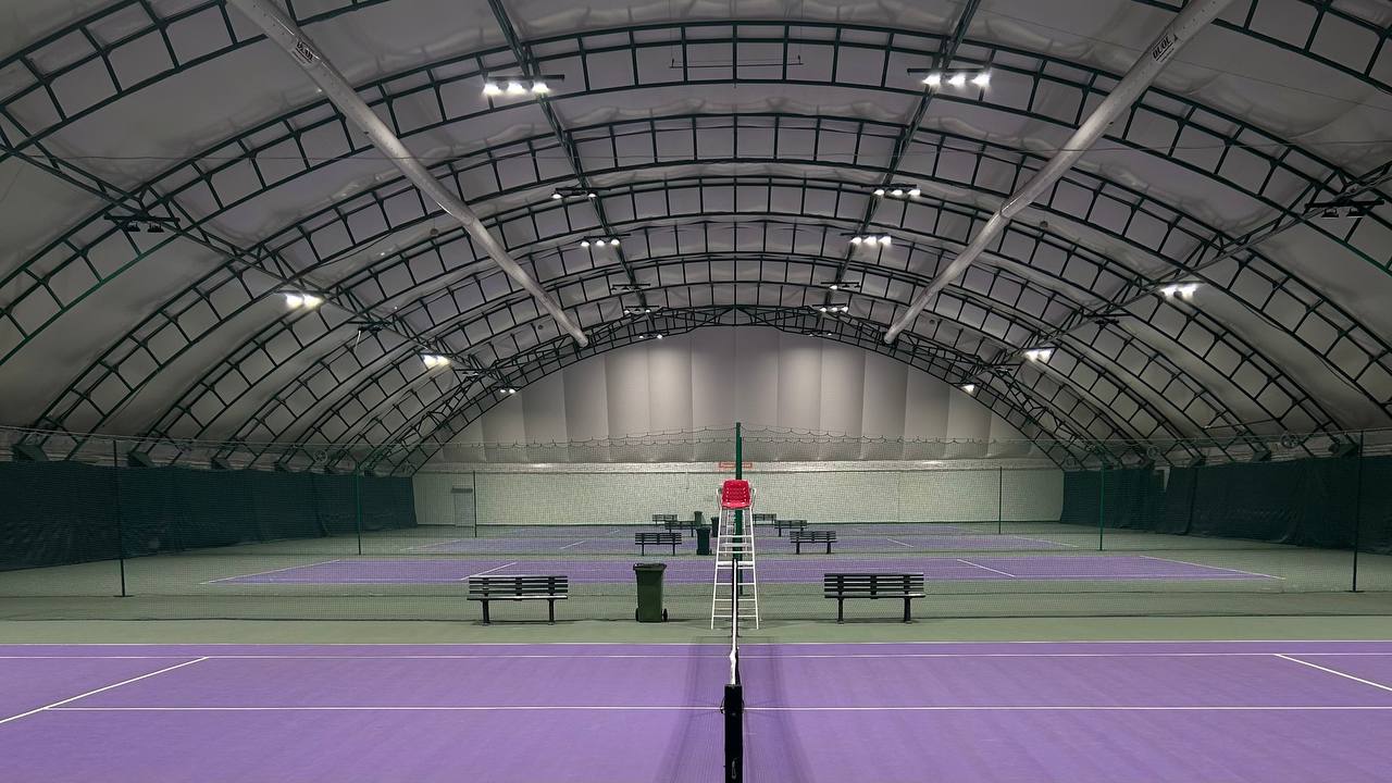 Замена устаревшего освещения Физкультурно-оздоровительного комплекса "Тольятти-Теннис"