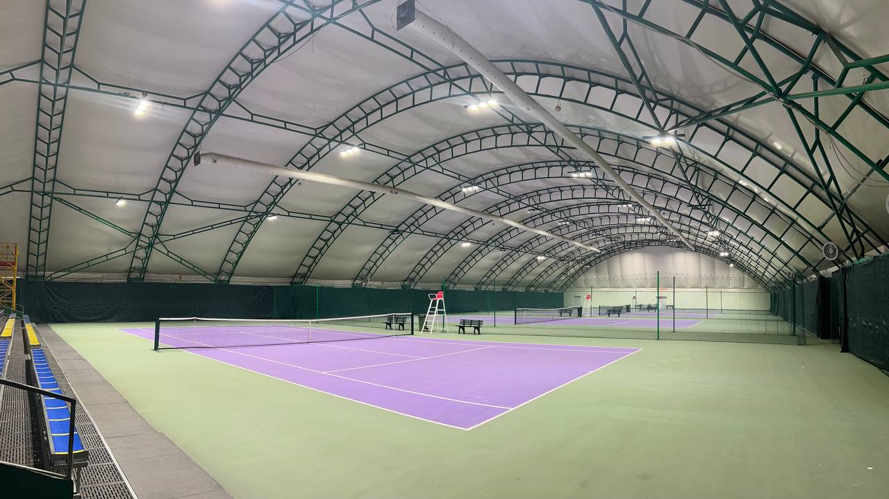 Замена устаревшего освещения Физкультурно-оздоровительного комплекса "Тольятти-Теннис"